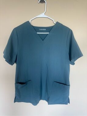 Mandala Women's scrub set carribean blue scrub top with 9 pocket joggers Large